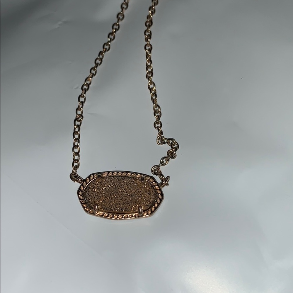 Kendra scott necklace